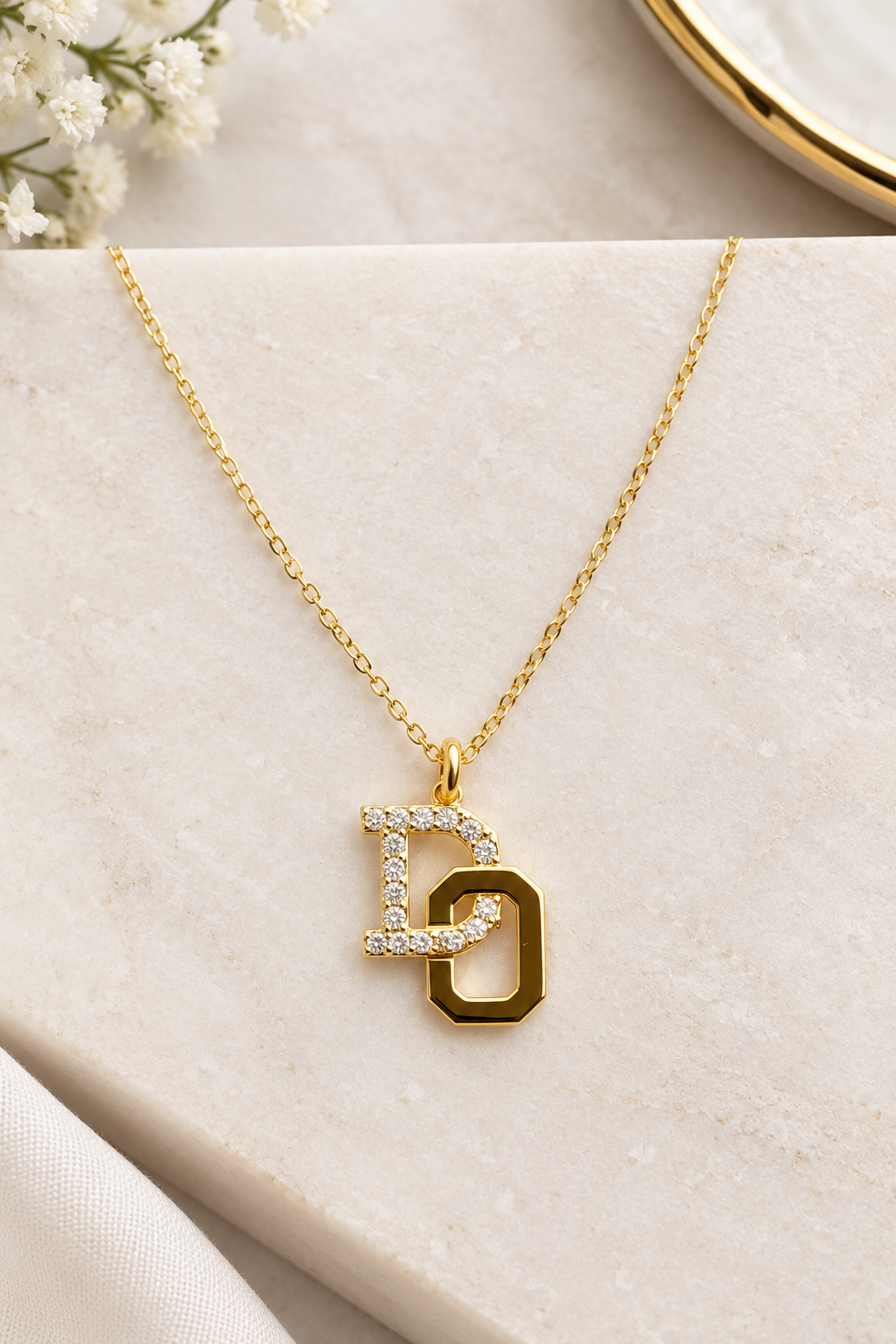 Del Oro Crystal Necklace