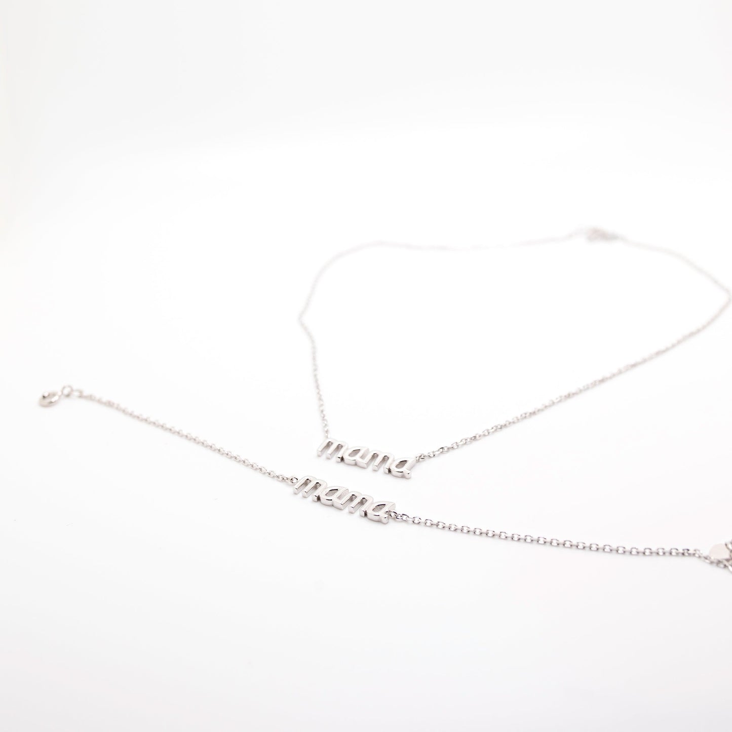 Matching mama letter necklace and bracelet set for mom