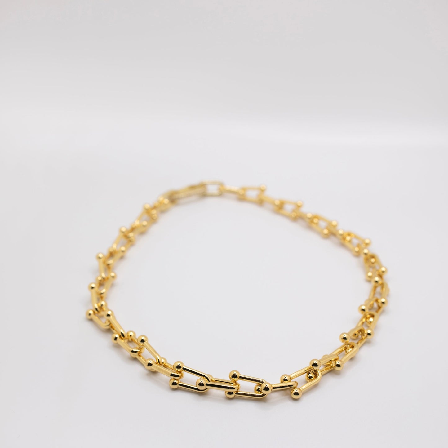 Gold chain necklace