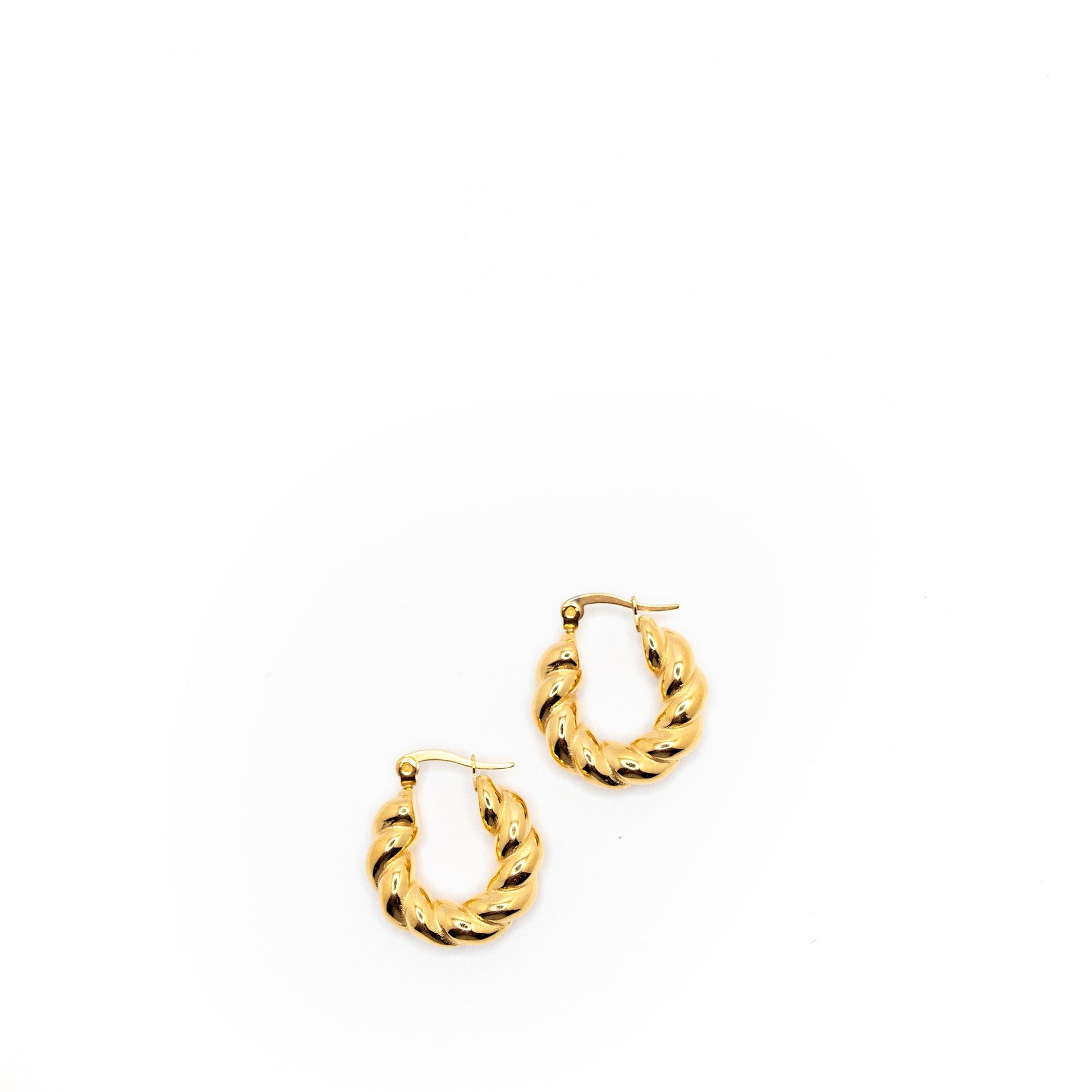 small vintage twisted gold earrings