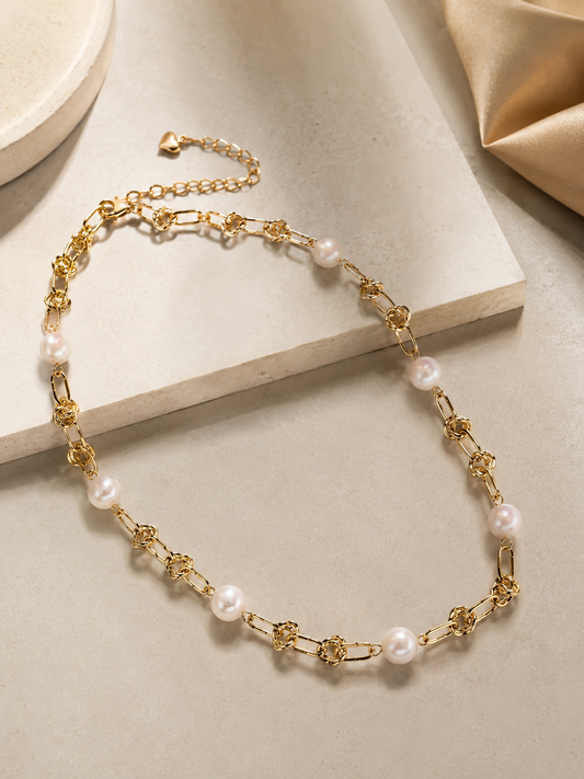 Linnie Pearl Necklace