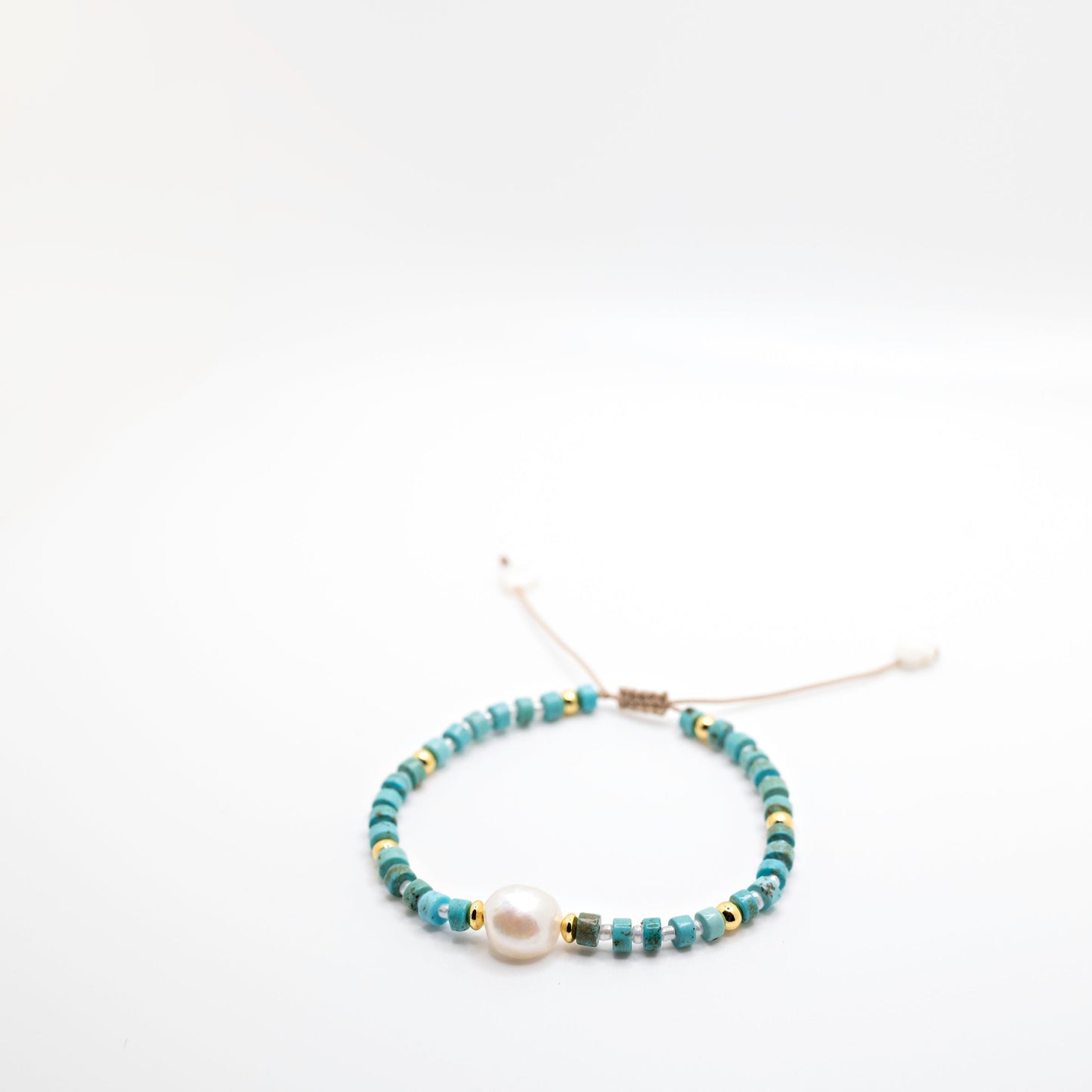 Teal and gold bracelet with pearls 