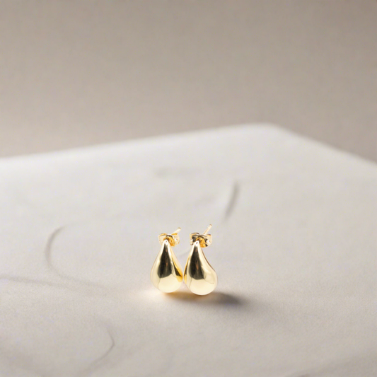 mini teardrop gold earrings